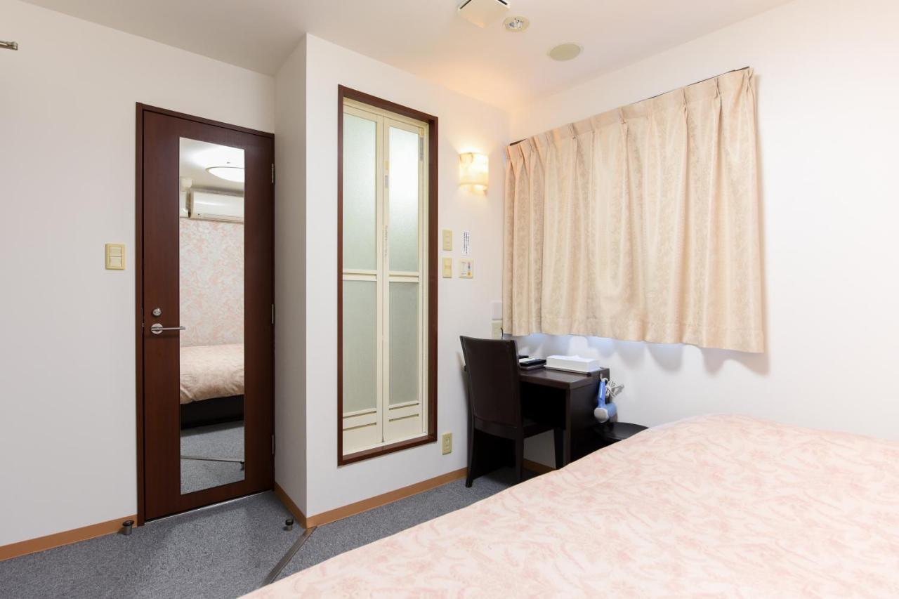Otsuka Town Hotel Tokyo Exterior photo
